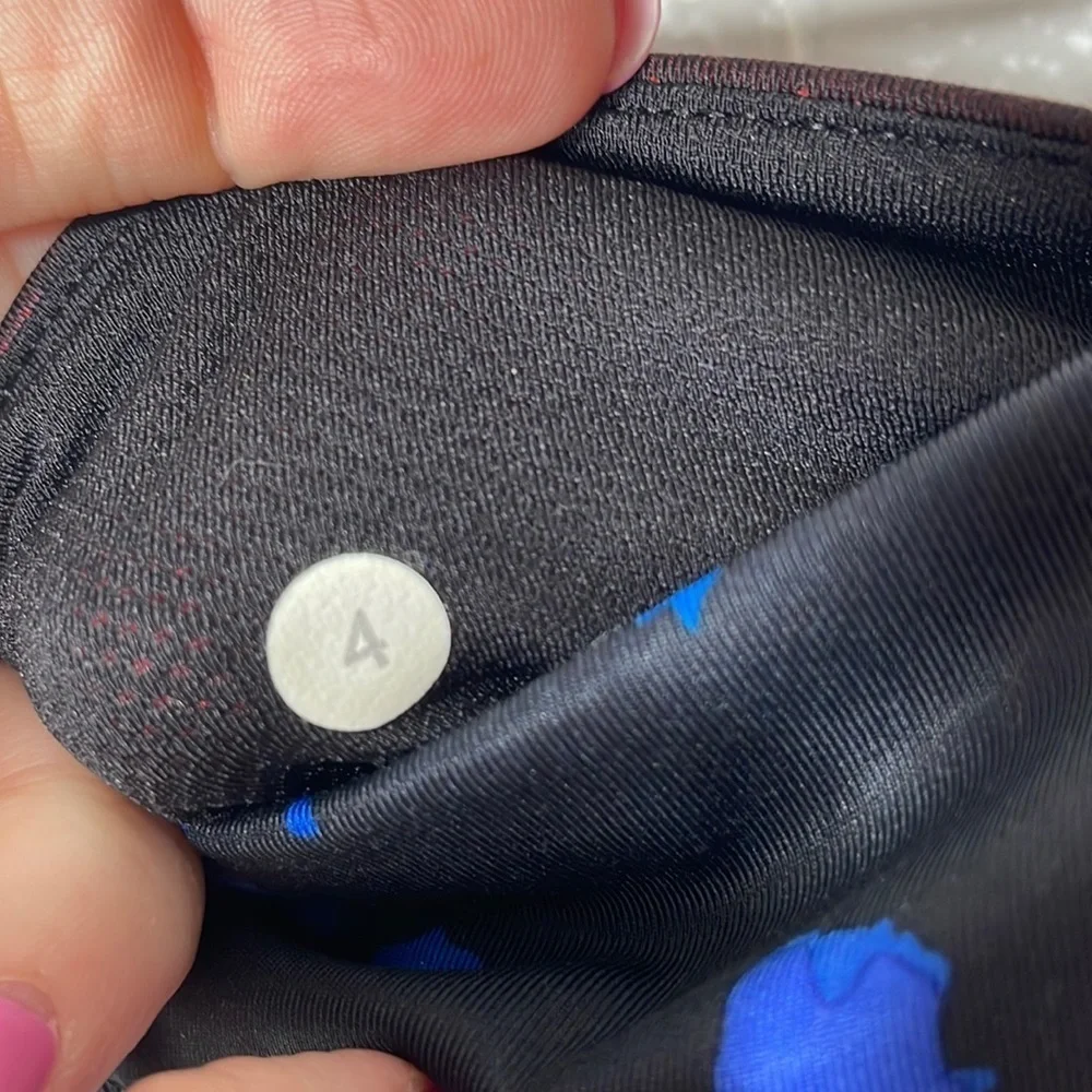 Lululemon Inspire Tight II *Full-On Luxtreme (Mesh) - Picture 11 of 14